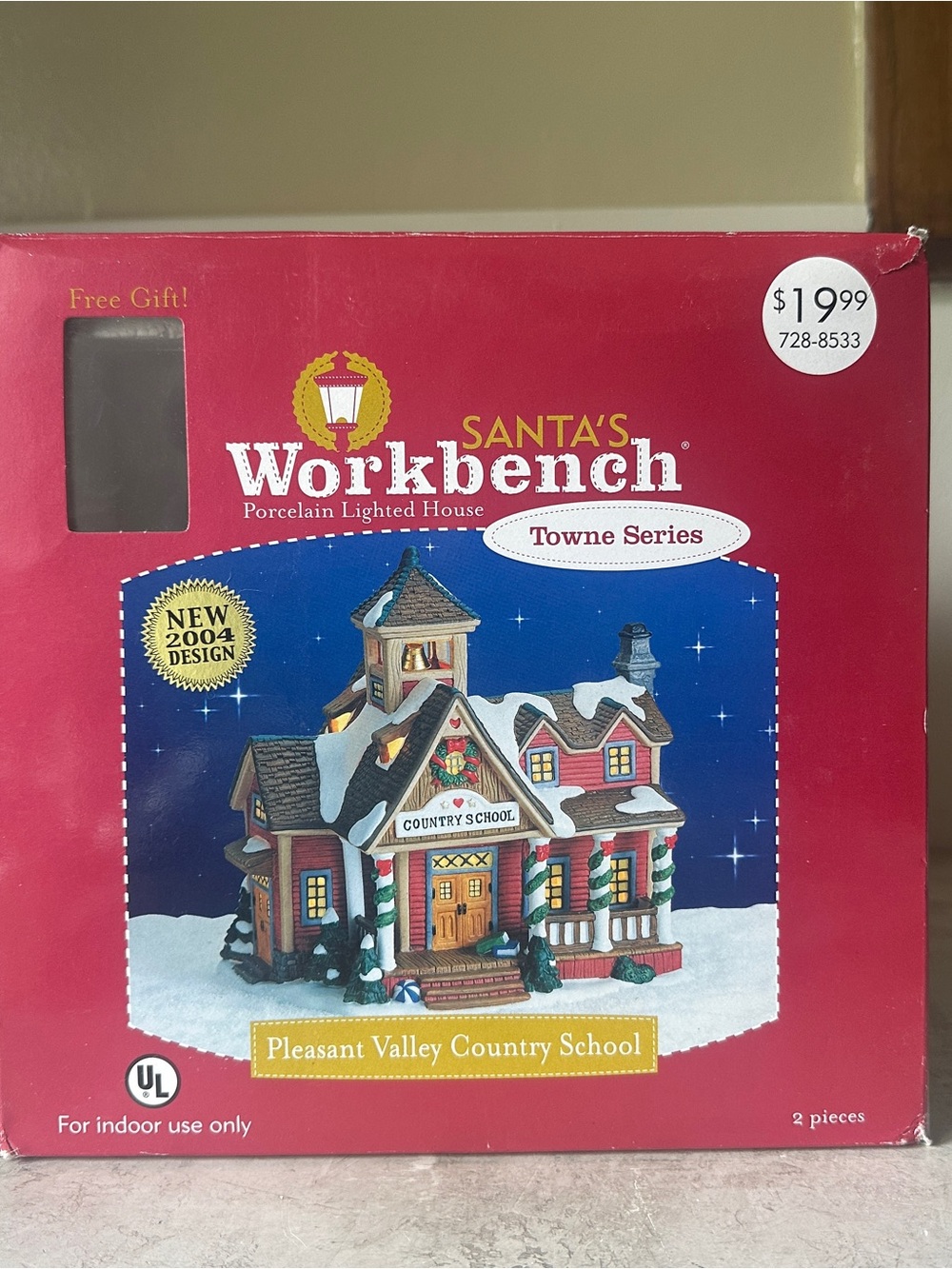 Santa's Workbench Pleasant Valley Country School Towne Series 2002 Village